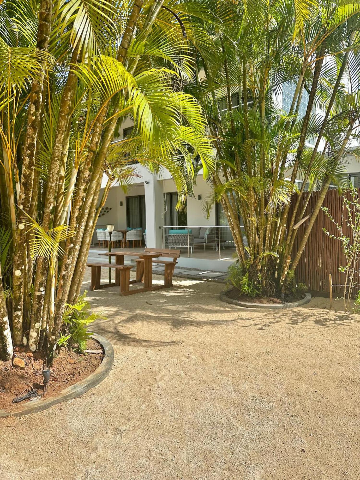 Baie Lazare  Pineapple Beach Villas מראה חיצוני תמונה